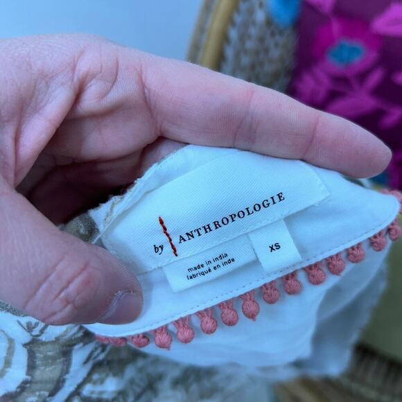 Anthropologie Neutral Beige White Textured V-Neck Wrap Sleeveless Tank Top XS - Picture 5 of 5